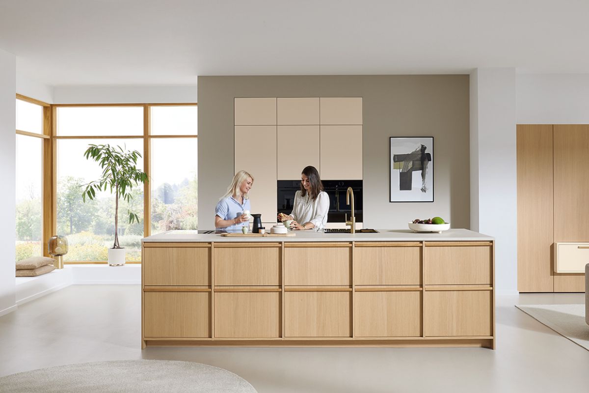 Prima Kitchen Modern Kitchen RESOPAL PRO 32011 05